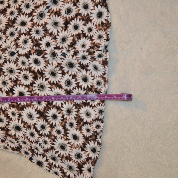 Motel Rocks viscose babydoll grunge daisy blouse, button front deep V back M - Picture 9 of 16